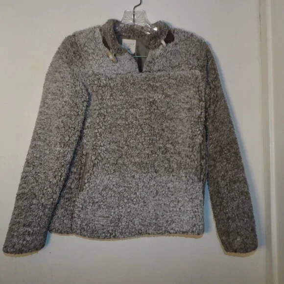 Hayden Girls Fuzzy Pullover Kid's Sz 13/14 - Picture 1 of 6